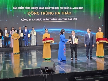 ĐÔNG TRÙNG HẠ THẢO THIÊN PHÚ VINH DỰ LÀ SẢN PHẨM CÔNG NGHIỆP NÔNG THÔN TIÊU BIỂU CẤP QUỐC GIA LẦN THỨ VI NĂM 2025